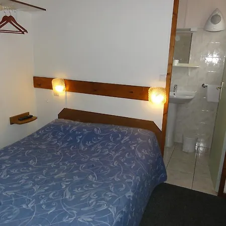 Hotel Symp'hotel *